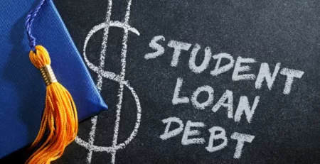 How to Reduce Your Student Loan Debt and Graduate College with More Money In Your Pocket
